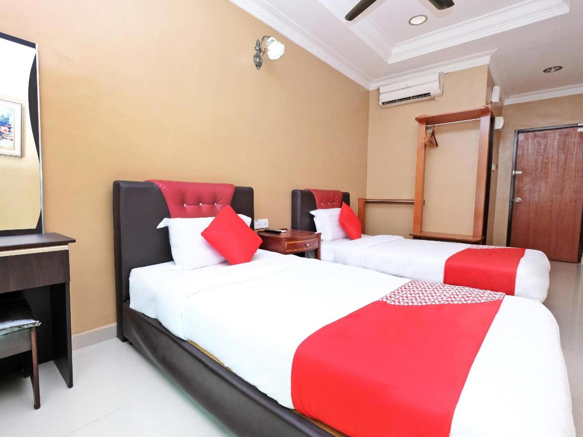 Super Oyo 707 Ayuni Hotel Bangi Exteriér fotografie