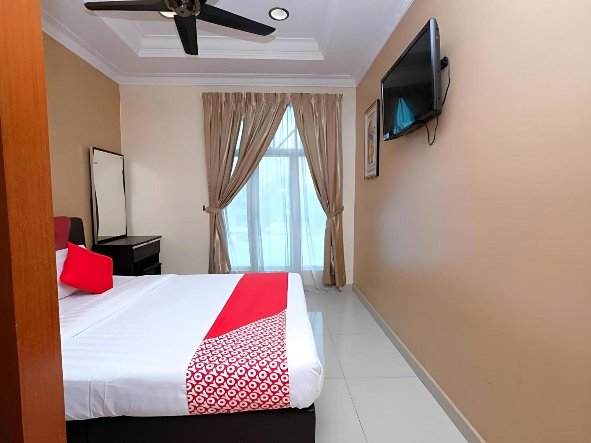 Super Oyo 707 Ayuni Hotel Bangi Exteriér fotografie