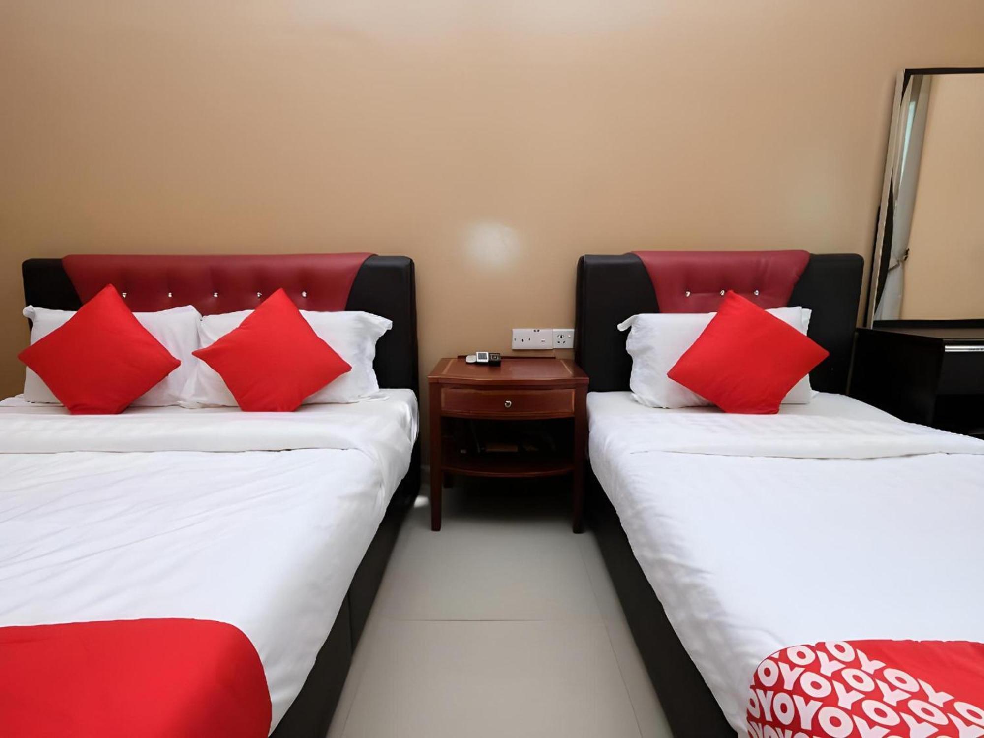 Super Oyo 707 Ayuni Hotel Bangi Exteriér fotografie